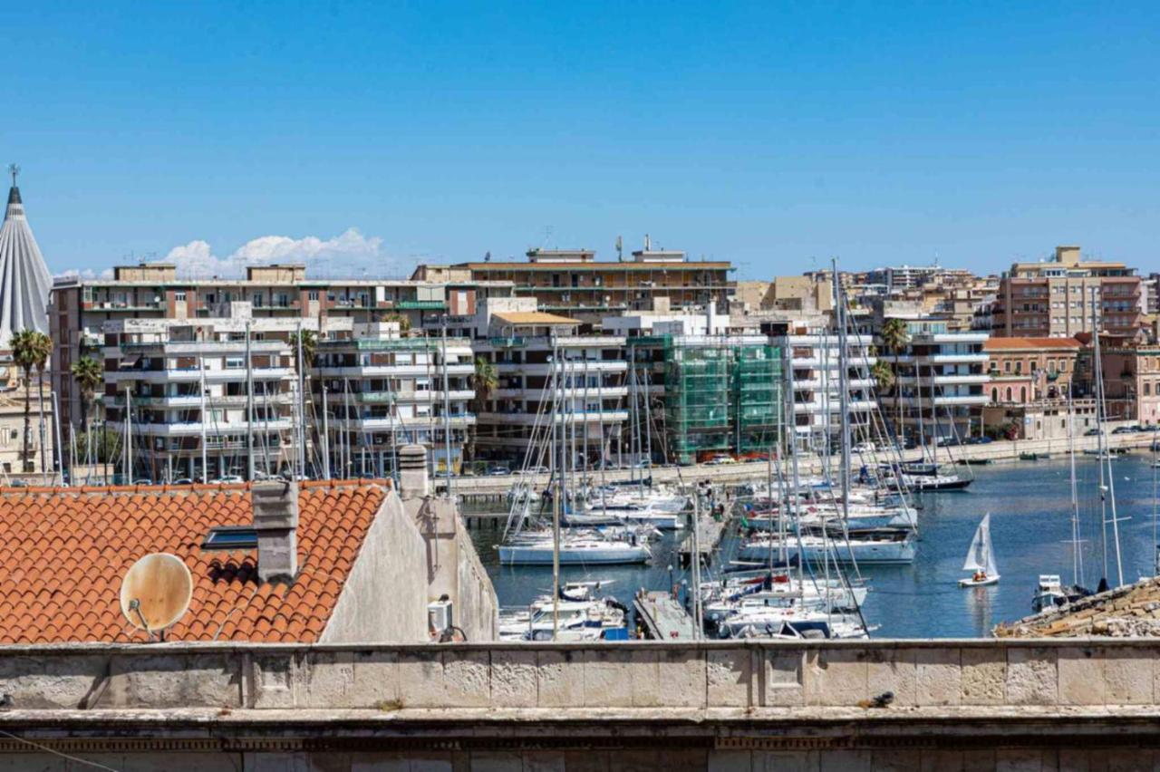Ortigia Sunset Apartments - Xenia Sicily Villas Сиракузы Экстерьер фото