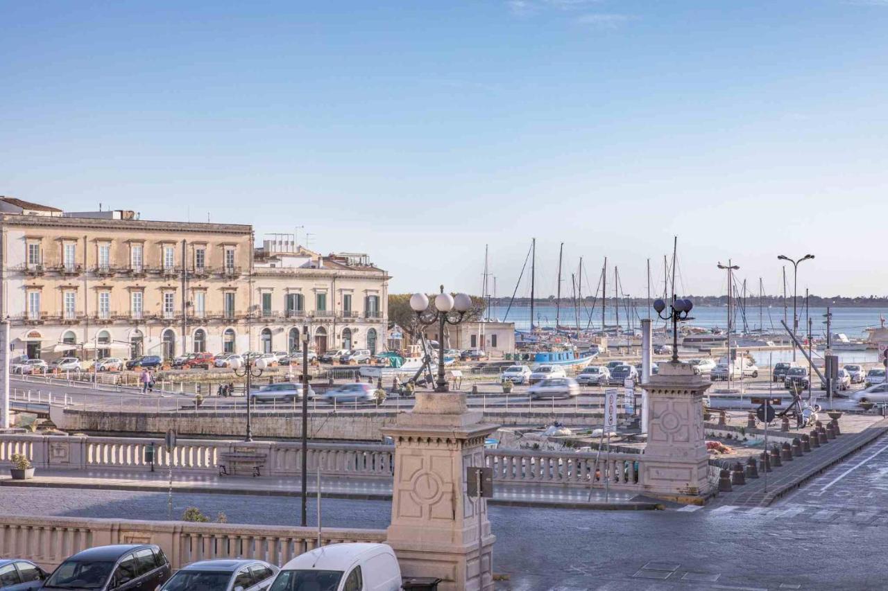 Ortigia Sunset Apartments - Xenia Sicily Villas Сиракузы Экстерьер фото